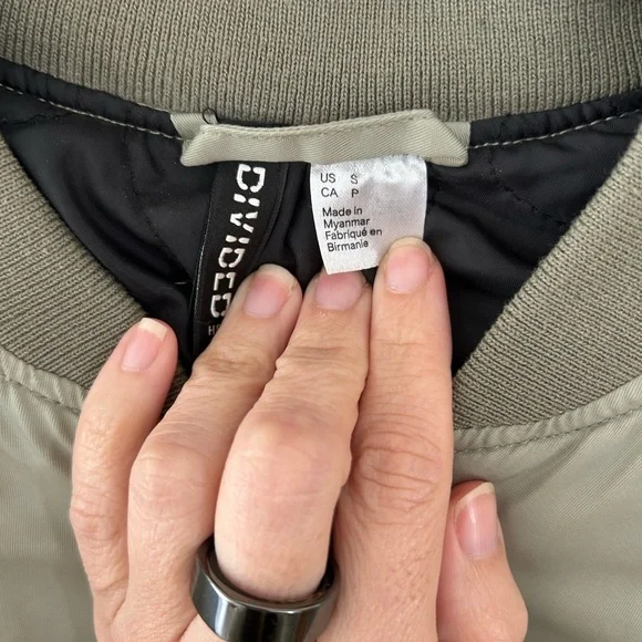 H&M NYLON BOMBER JACKET Light khaki green - Picture 3 of 9